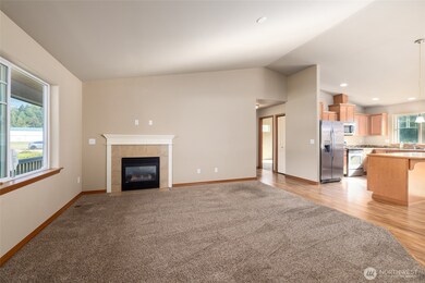 31701 Edwin Ln, Lyman, WA 98263 - photo 5