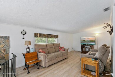 2640 Lourdes Dr W, Jacksonville, FL 32210 - photo 2