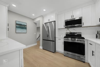 158 Hastings Mill Rd, Streamwood, IL 60107 - photo 6