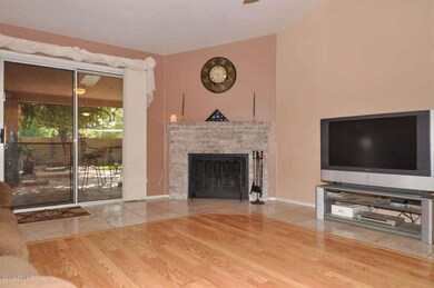 Living Room-Fireplace