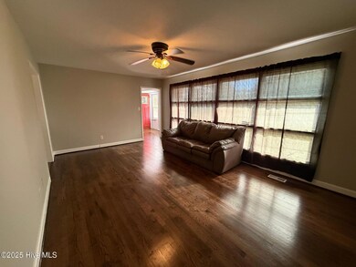 1155 Lake Cole Rd, Midway Park, NC 28544 - photo 4