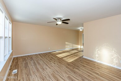 1400 Davis St, Jacksonville, NC 28540 - photo 5