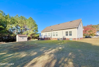 2917 Laurel Ridge Ln, Kinston, NC 28504 - photo 3