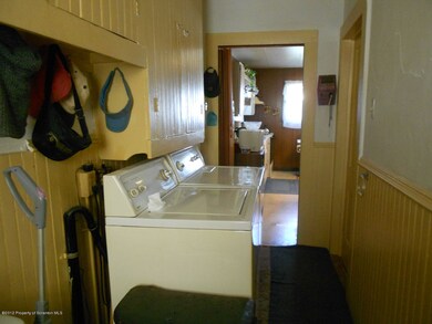 1409 Plane St, Avoca, PA 18641 - photo 7