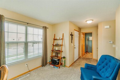 4922 Millenium Dr, Cedar Falls, IA 50613 - photo 4