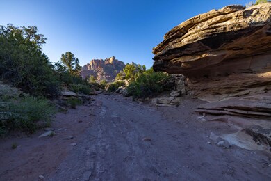 2499 Navajo Way Springdale UT 84767 USA-