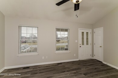 156 Aulbern Dr W, Mount Washington, KY 40047 - photo 6