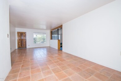 Paseo Luisa-4801-12