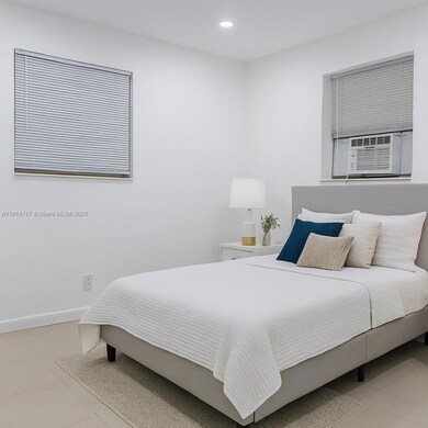 1046 Foster Rd unit 1, Hallandale Beach, FL 33009 - photo 2