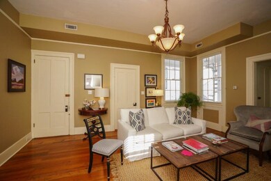 138-B Tradd St - Living Room2