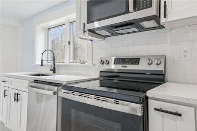 3004 Bushy Run Rd, Jeannette, PA 15644 - photo 7