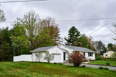 60 Highland Ave, Easthampton, MA 01027 - photo 3