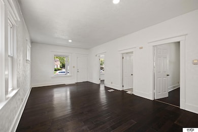 2738 Browne St, Omaha, NE 68111 - photo 2