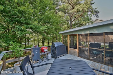 527 Mountain Rd, Albrightsville, PA 18210 - photo 3