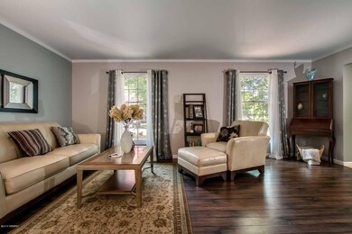 Living_Room_(2)