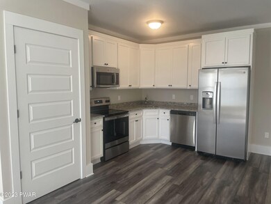 166 Paddlers Point, Matamoras, PA 18336 - photo 3