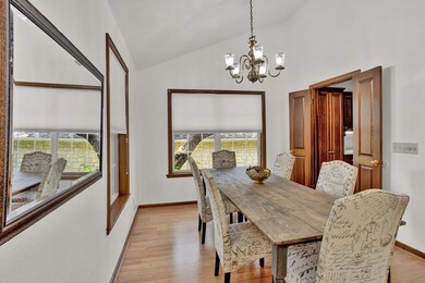 127 Tanglewood Dr, Fredericksburg, TX 78624 - photo 6