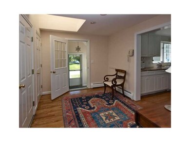 219 W Reach Dr, Jamestown, RI 02835 - photo 3