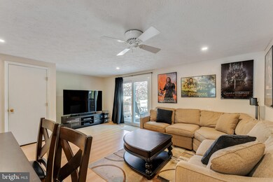 9619 Glendower Ct, Laurel, MD 20723 - photo 3