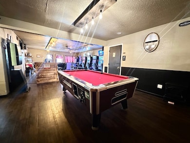 405 Park St, Cisne, IL 62823 - photo 7