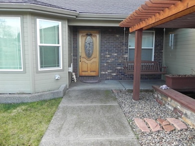 1219 Wedgewood Dr unit 5, Central Point, OR 97502 - photo 5