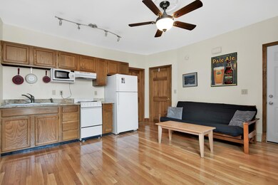 199 Spring St Unit 4 Portland-large-005-