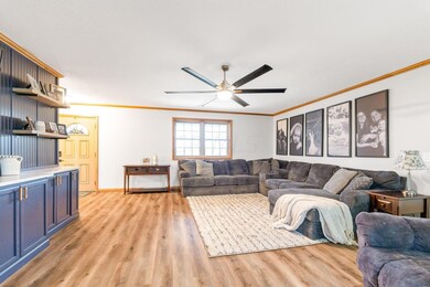 2912 Lees Rd (Interior)-5