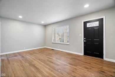 306 N 18th Ave, Beech Grove, IN 46107 - photo 6