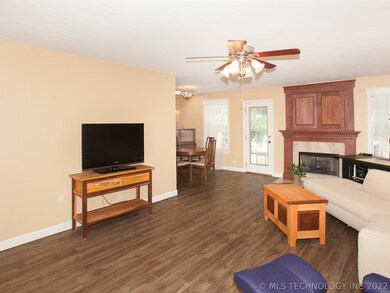 4704 W Uniontown St, Broken Arrow, OK 74012 - photo 7