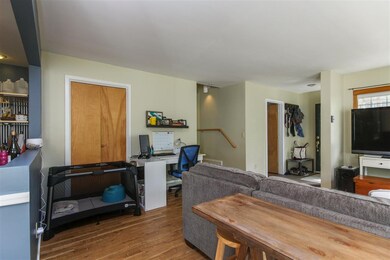 9 Winding Brook Dr, South Burlington, VT 05403 - photo 4