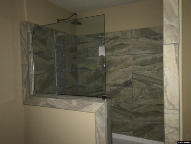 587 W National Ave, Winnemucca, NV 89445 - photo 3