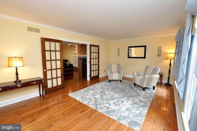 7 Haymarket Ct, Medford, NJ 08055 - photo 2