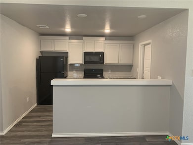 716 Kimble Dr unit A, Temple, TX 76501 - photo 3