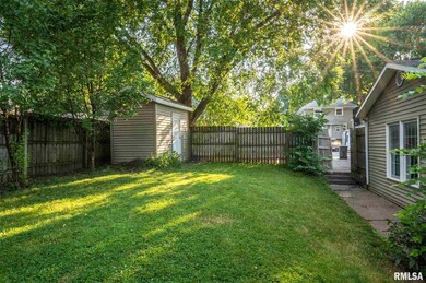1714 N Marquette St, Davenport, IA 52804 - photo 4