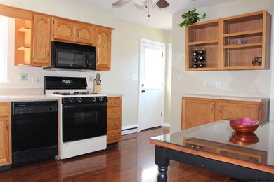 114 Hazelhurst Ave, Albany, NY 12203 - photo 3