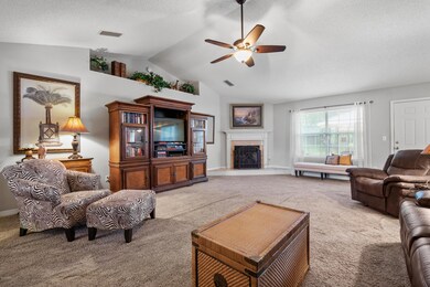 8040 Kilkelly Ln S, Jacksonville, FL 32244 - photo 6