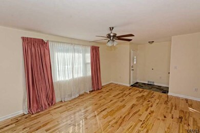 1047 Hickory Rd, Schenectady, NY 12309 - photo 3