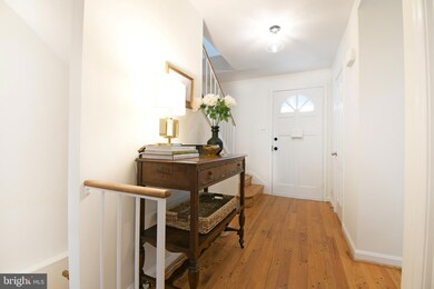 6022 Hardwick Place, Falls Church, VA 22041 - photo 3