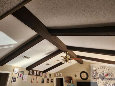 1307 Colorado St, Texarkana, TX 75503 - photo 5