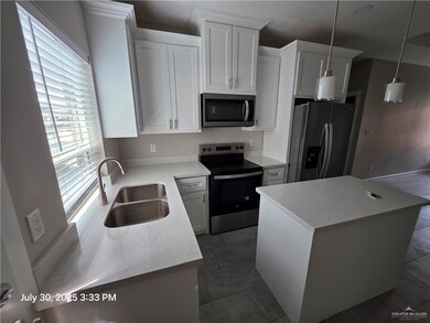 2512 E Israel E unit 2, Alton, TX 78537 - photo 2