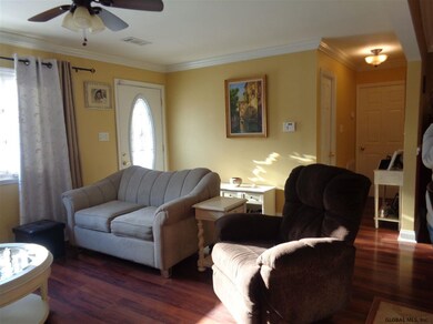 17 Mayhall St, Albany, NY 12205 - photo 2