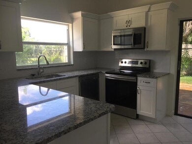 9235 Edgemont Ln, Boca Raton, FL 33434 - photo 7