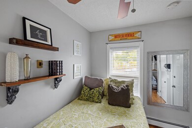 792 Grove St unit 4, Manchester, NH 03103 - photo 2
