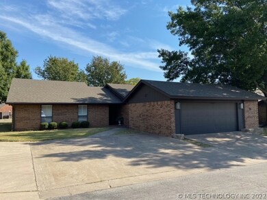 36 Overland Route St, Ardmore, OK 73401 - photo 2