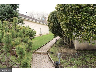 2 Sandpiper Ln, Dayton, NJ 08810 - photo 3
