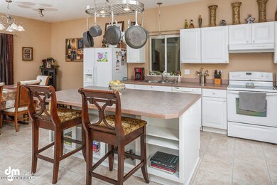 Kitchen_DMD_7483-SMALL