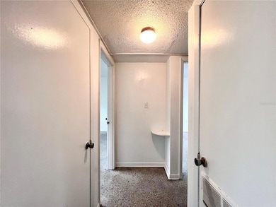 1303 NW 6th St unit 4, Gainesville, FL 32601 - photo 7