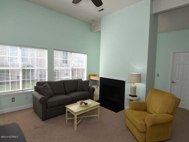 737 sloop pointe Family