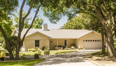 3715 Mission Ct, Granbury, TX 76049 - photo 3