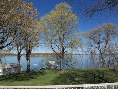 20670 20670 Linwood Rd, Deephaven, MN 55331 - photo 4